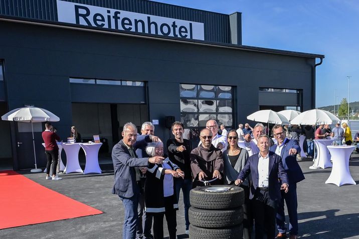 Reifenhotel Eröffnung 